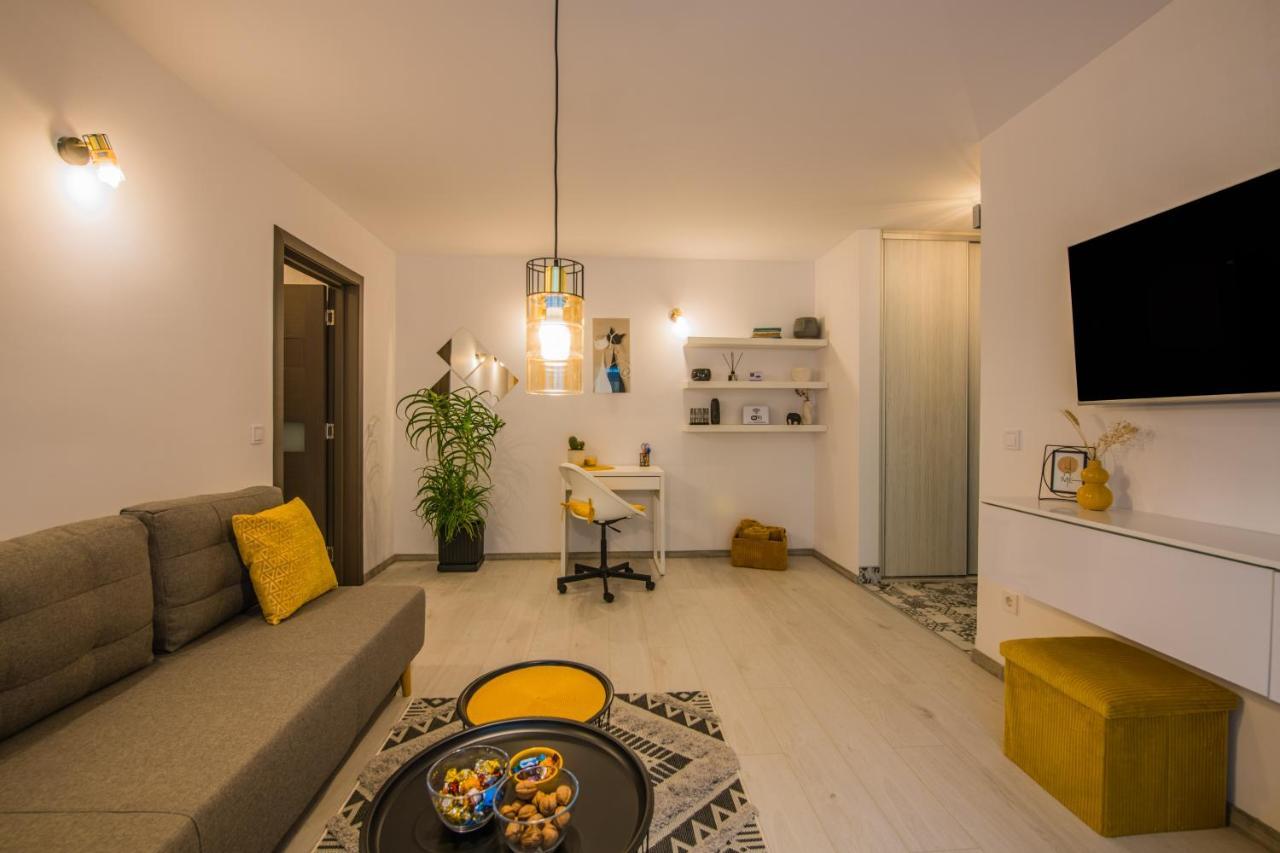 Kitty Sunflower Apartment Alba Iulia Buitenkant foto