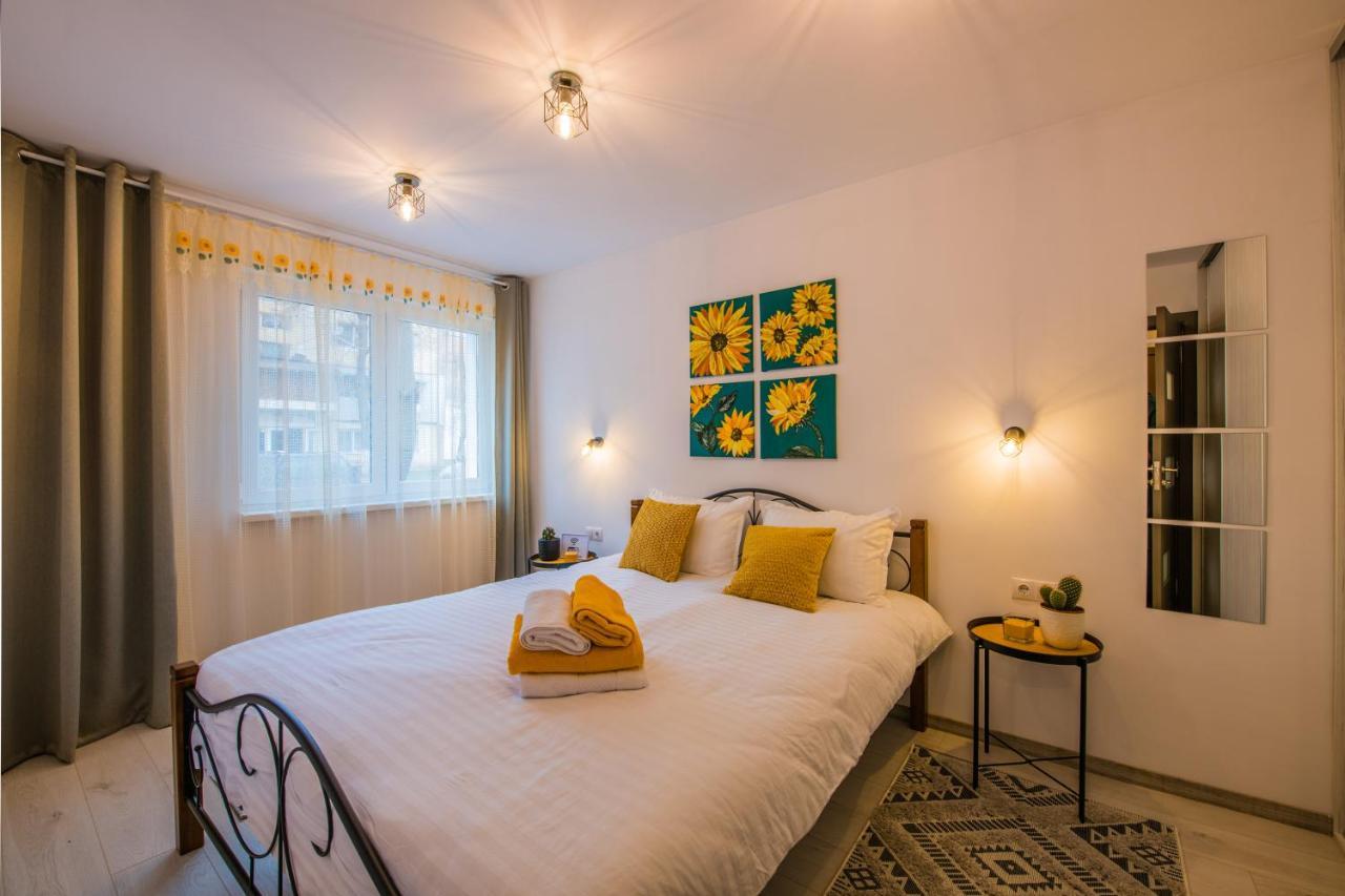 Kitty Sunflower Apartment Alba Iulia Buitenkant foto