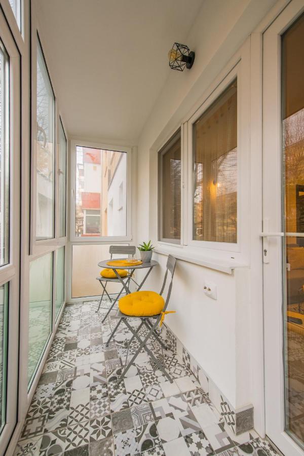Kitty Sunflower Apartment Alba Iulia Buitenkant foto